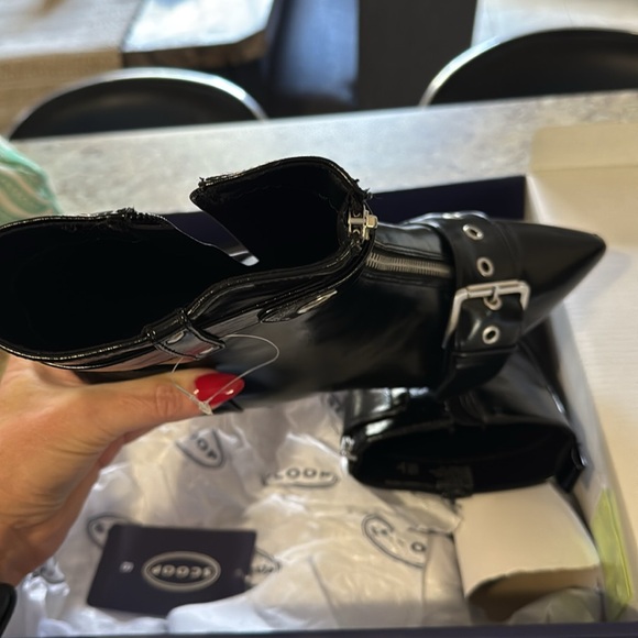 Scoop Black Leather Boots kitten heels - Picture 3 of 4